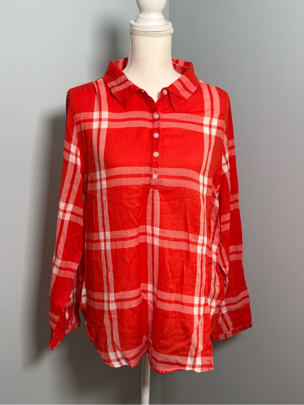 Crown & Ivy Orange and White Plaid light weight Button-Down Shirt. Never worn.